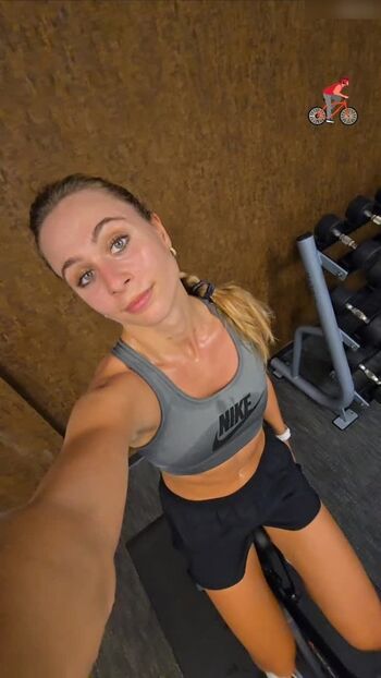 Full leaked Sophia flrsch private photo
