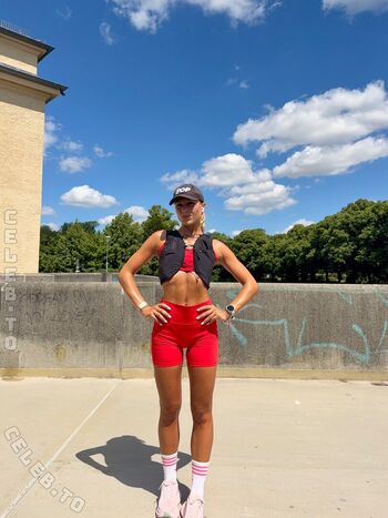 Full leaked Sophia flrsch private photo