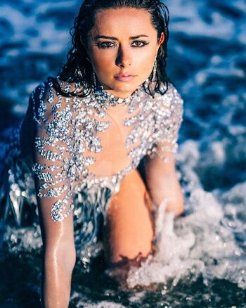 Full leaked Sophia gray private photo