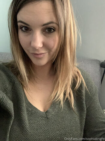 Full leaked Sophia knight page private photo