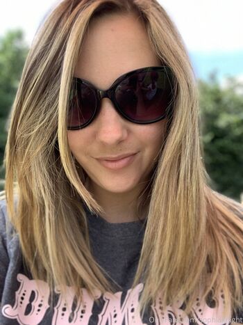Full leaked Sophia knight private photo