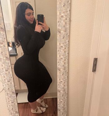 Full leaked Sophia summers private photo
