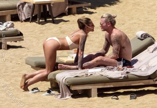 Full leaked Sophia thomalla private photo