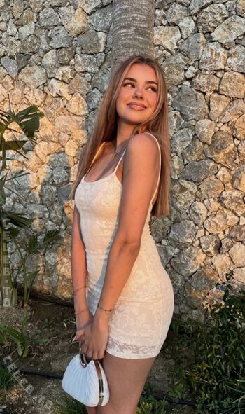 Full leaked Sophia xs private photo