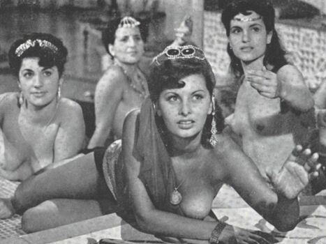 Full leaked Sophialoren private photo