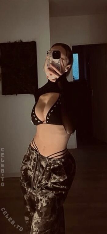 Full leaked Sophie a s private photo