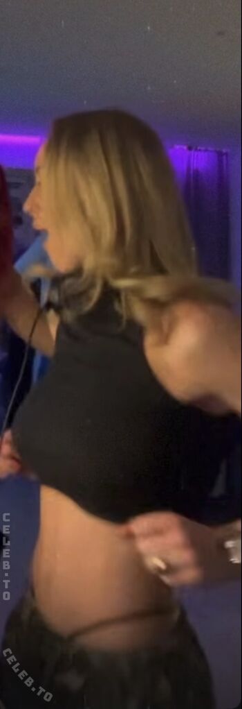 Full leaked Sophie a s private photo