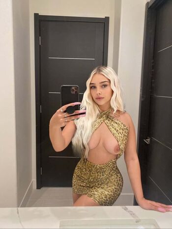 Full leaked Sophie baley private photo