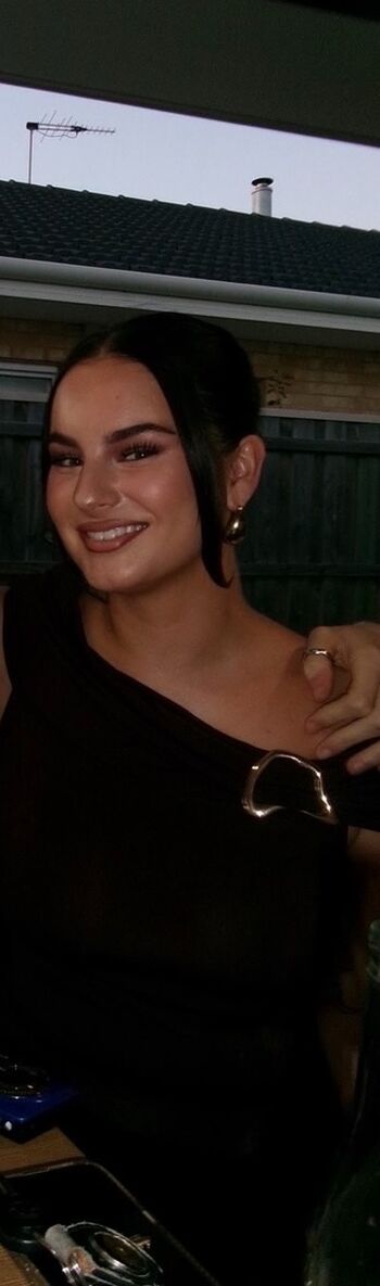 Full leaked Sophie benn page private photo