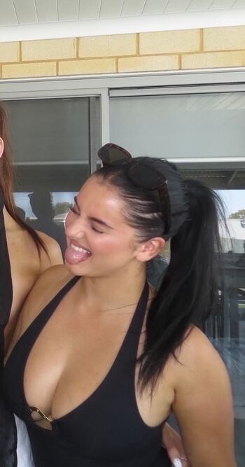 Full leaked Sophie benn private photo