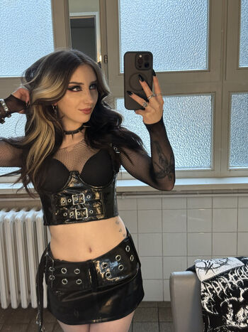 Full leaked Sophie burrell private onlyfans photo