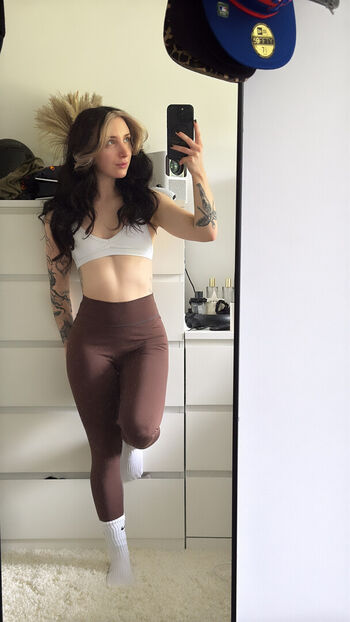 Full leaked Sophie burrell page private photo