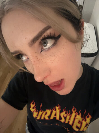 Full leaked Sophie burrell page private photo