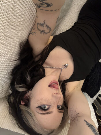 Full leaked Sophie burrell private photo