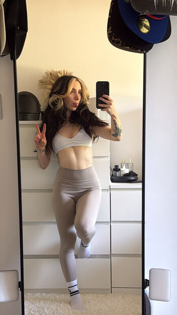 Full leaked Sophie burrell private photo