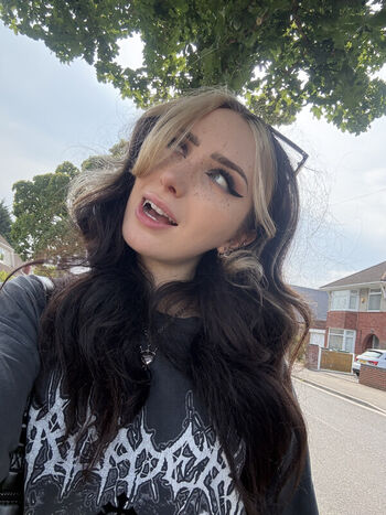 Full leaked Sophie burrell private photo