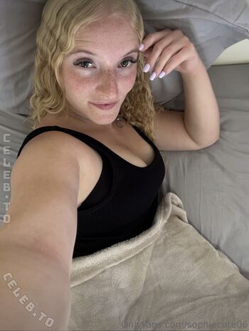 Full leaked Sophie cute private onlyfans photo