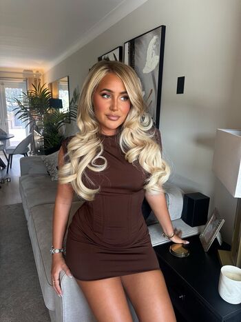 Full leaked Sophie day page private photo