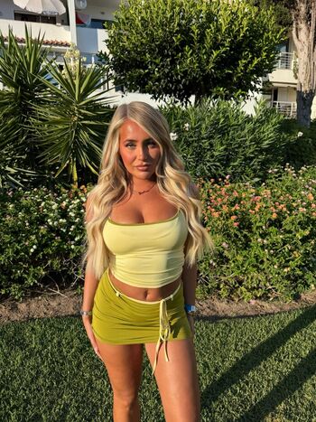 Full leaked Sophie day private photo