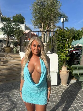 Full leaked Sophie day private photo