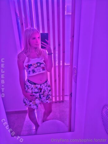 Full leaked Sophie forster private photo