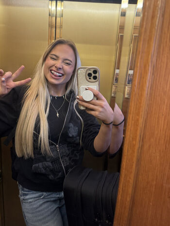 Full leaked Sophie lloyd private photo