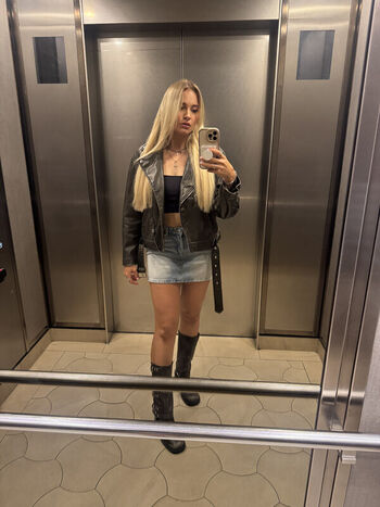 Full leaked Sophie lloyd private photo