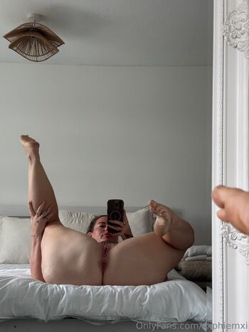 Full leaked Sophie mai private photo