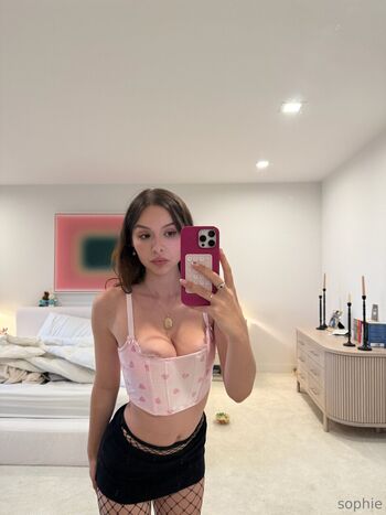 Full leaked Sophie mudd private photo