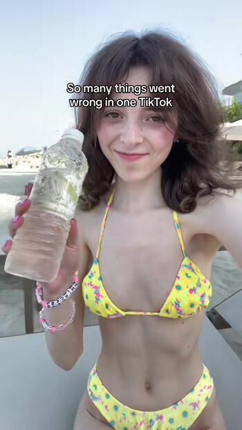 Full leaked Sophie powers private photo
