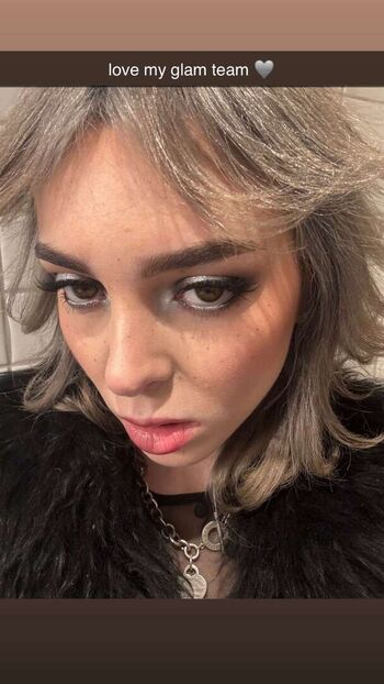 Full leaked Sophie powers private photo