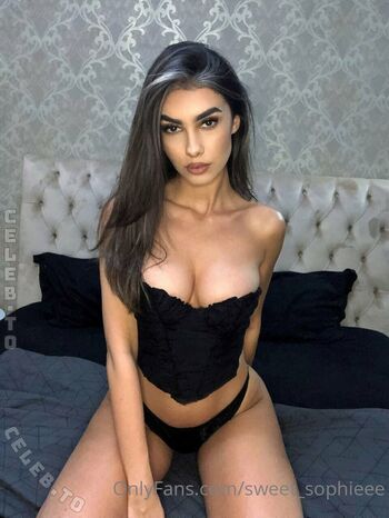 Full leaked Sophie rayne private onlyfans photo