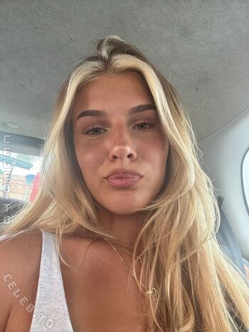 Full leaked Sophie schnur page private onlyfans photo