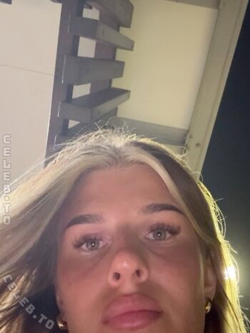 Full leaked Sophie schnur page private onlyfans photo