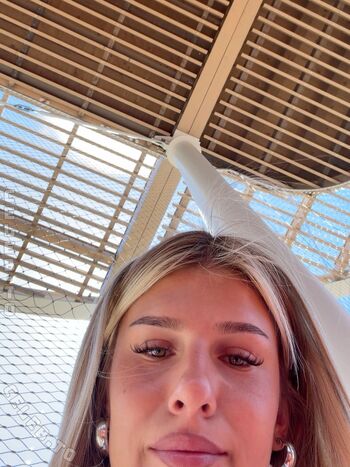 Full leaked Sophie schnur private photo