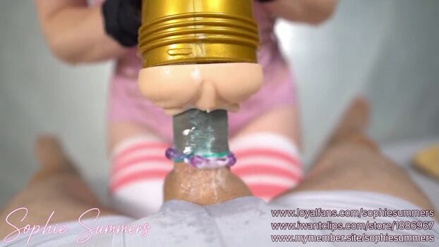 Full leaked Sophie summers private photo
