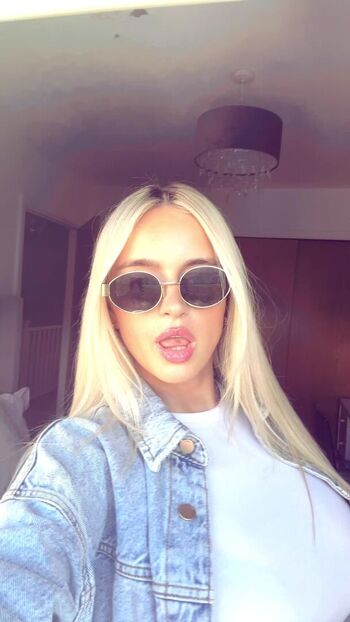 Full leaked Sophie sutherland private onlyfans photo