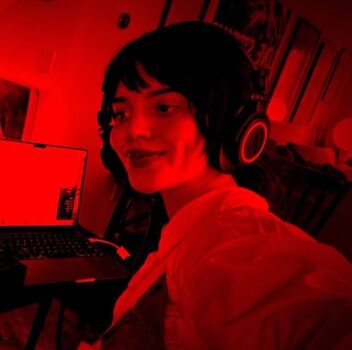 Full leaked Sophie thatcher  page private photo