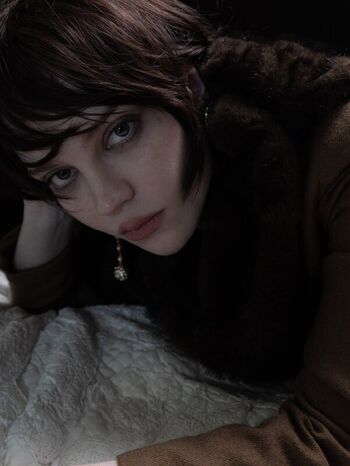 Full leaked Sophie thatcher  page private photo