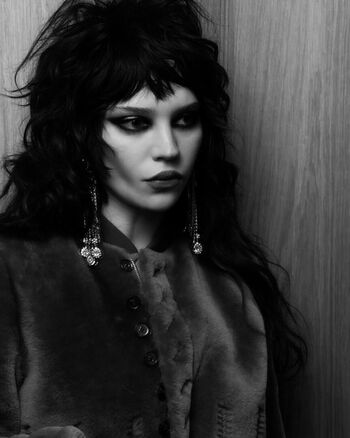 Full leaked Sophie thatcher page private onlyfans photo