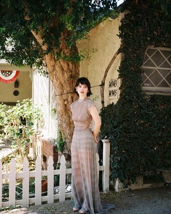 Full leaked Sophie thatcher page private onlyfans photo