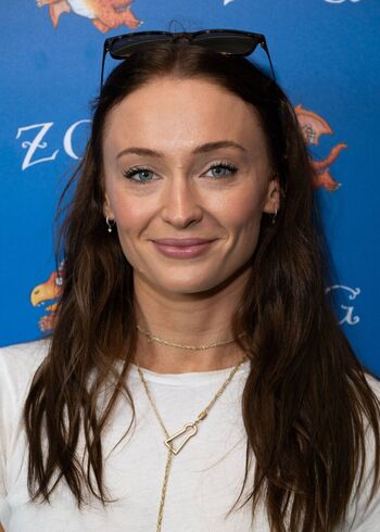 Full leaked Sophie turner private photo