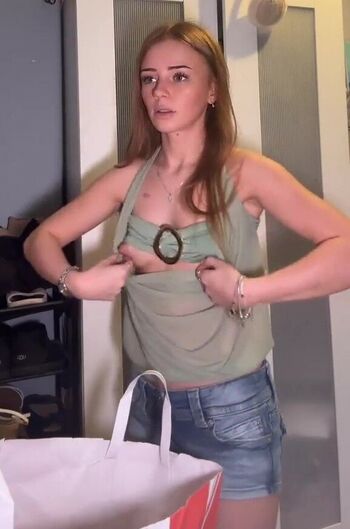 Full leaked Sophie williams private photo