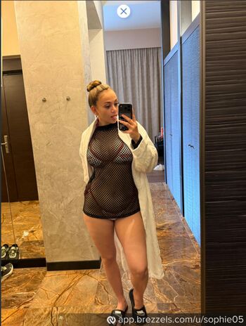 Full leaked Sophie page private photo