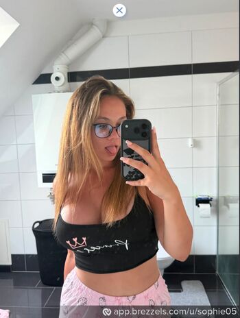 _.sophie05._