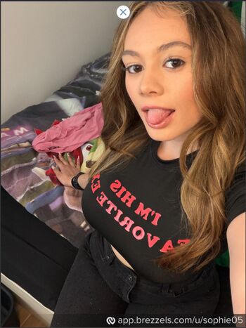 Full leaked Sophie private photo