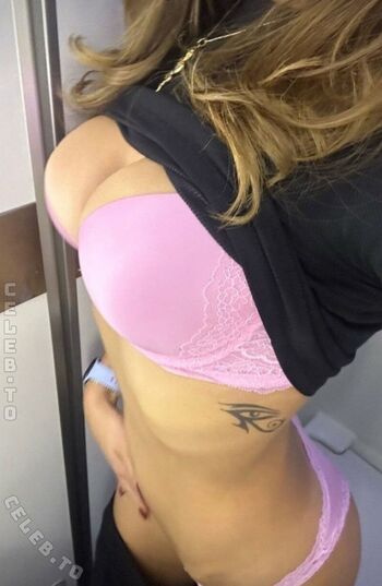 Full leaked Sophiecek private onlyfans photo