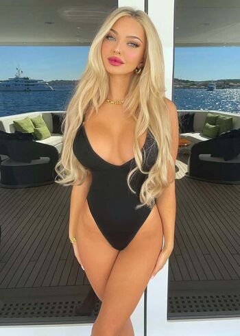 Full leaked Sophiesaint page private photo