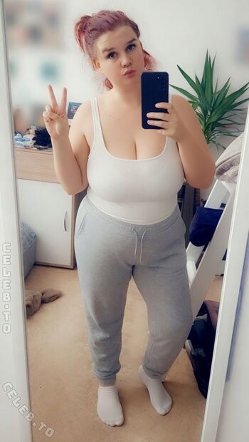 Full leaked Sophieschmande private photo