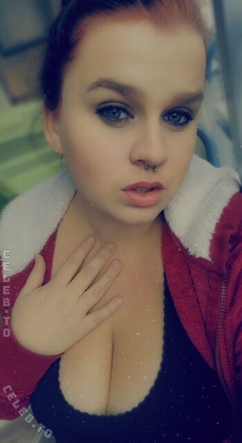 Full leaked Sophieschmande private photo